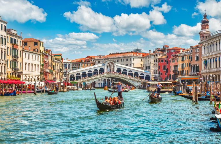 威尼斯人口简介（威尼斯有多少人口?有多少面积?）