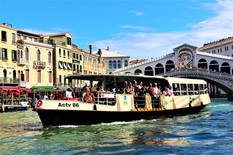 威尼斯公交船景色拍摄（威尼斯的公共汽车指什么）